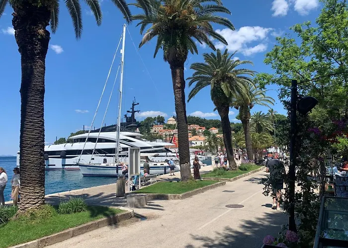 Willa New! With Heated Pool In Cavtat