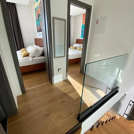 Villa New! With Heated Pool In *