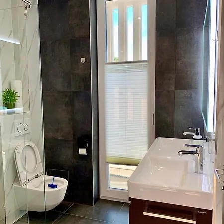 New! With Heated Pool In * Cavtat