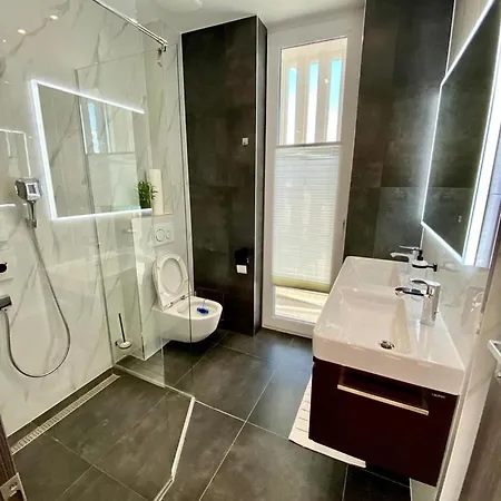 New! With Heated Pool In Villa Cavtat
