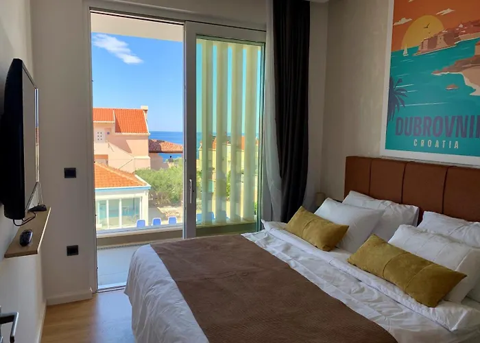 New! With Heated Pool In Villa